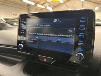 TOYOTA YARIS 1.5 VVT-h GR SPORT E-CVT Euro 6 (s/s) 5dr