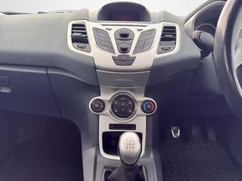FORD FIESTA 1.3 Zetec