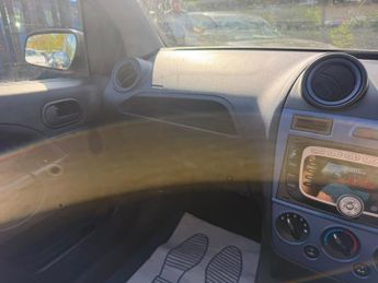 FORD FIESTA 1.3 Zetec Blue Edition