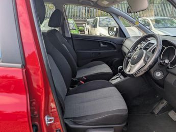 KIA VENGA 1.6 2 Auto Euro 5 5dr