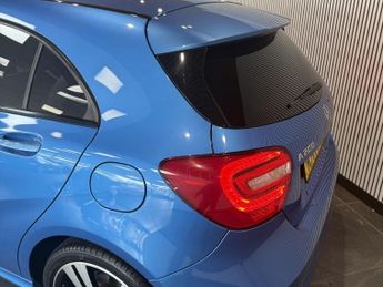 MERCEDES-BENZ A CLASS 2.1 A200 CDI Sport