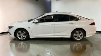 VAUXHALL INSIGNIA 1.6 Turbo D ecoTEC BlueInjection SRi VX Line Nav
