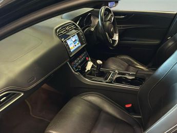 JAGUAR XE 2.0d R-Sport Euro 6 (s/s) 4dr