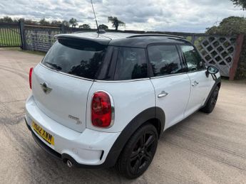 MINI COUNTRYMAN 2.0 Cooper SD Auto ALL4 Euro 5 5dr