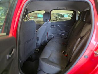 RENAULT CLIO 1.5 Dynamique S MediaNav dCi 90 EDC Auto