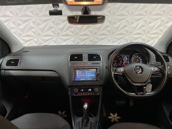VOLKSWAGEN POLO 1.2 TSI BlueMotion Tech SE Design