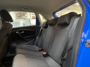 VOLKSWAGEN POLO 1.2 TSI BlueMotion Tech SE Design