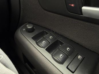 AUDI A4 2.0 TDI SE 4dr