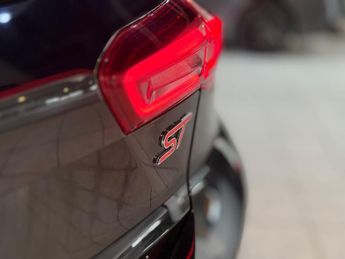 FORD FOCUS 2.3 Focus ST 5 door 2.3L EcoBoost 280PS FWD 7 Speed Automatic