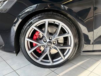 FORD FOCUS 2.3 Focus ST 5 door 2.3L EcoBoost 280PS FWD 7 Speed Automatic