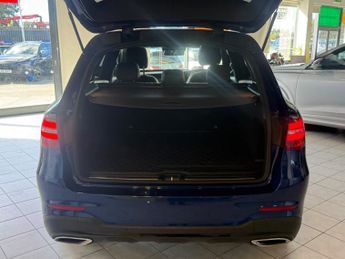 MERCEDES-BENZ GLC 2.1 GLC250d AMG Line