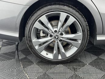 MERCEDES-BENZ CLA 1.6 CLA180 Sport