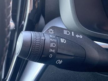 VOLVO XC60 2.0 Momentum Pro D4 AWD