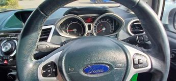 FORD FIESTA 1.6 Titanium