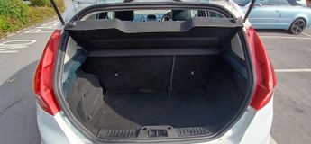 FORD FIESTA 1.6 Titanium