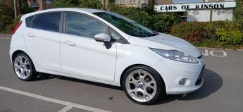 FORD FIESTA 1.6 Titanium