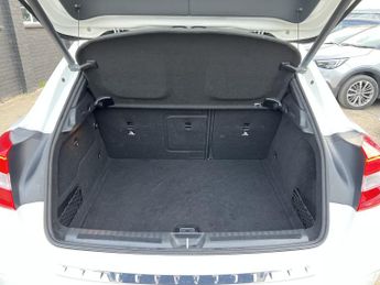 MERCEDES-BENZ GLA 2.1 GLA200d AMG Line