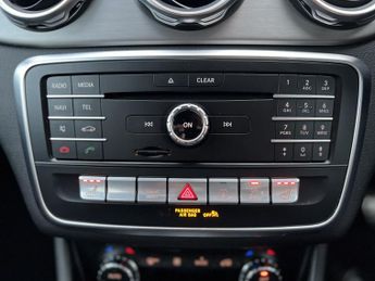 MERCEDES-BENZ GLA 2.1 GLA200d AMG Line