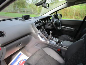 PEUGEOT 3008 1.6 HDi Allure - Great history - New set of tyres and refurb whe