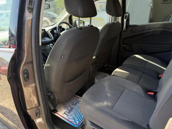 FORD GRAND C-MAX 2.0 TDCi Titanium Powershift Euro 6 (s/s) 5dr