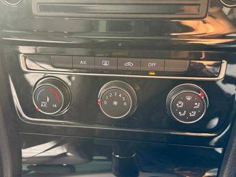 VOLKSWAGEN GOLF 2.0 TDI BlueMotion Tech GT