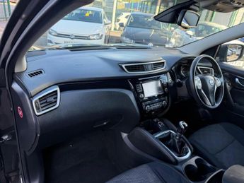 NISSAN QASHQAI 1.5 dCi n-tec 2WD Euro 5 (s/s) 5dr