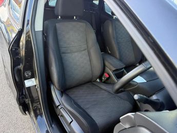 NISSAN QASHQAI 1.5 dCi n-tec 2WD Euro 5 (s/s) 5dr