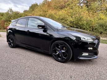 Ford Focus 2.0 T EcoBoost ST-2