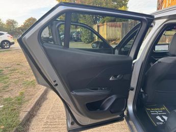 PEUGEOT 2008 1.2 New 2008 Allure 1.2L PureTech 130 EAT8 S&S