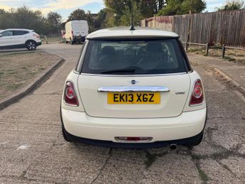 MINI HATCH 1.6 One Hatch