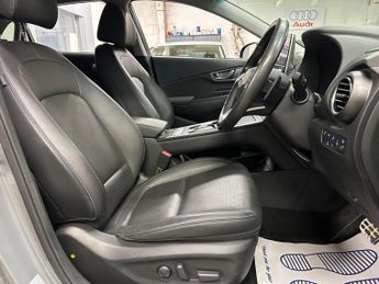 HYUNDAI KONA 64kWh Premium SE Auto 5dr (7kW Charger)