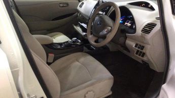 NISSAN LEAF 24kWh Auto 5dr