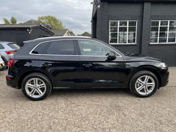 AUDI Q5 2.0 TFSI S line
