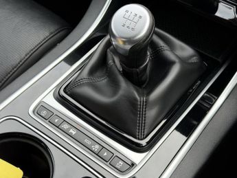 JAGUAR XE 2.0d R-Sport Euro 6