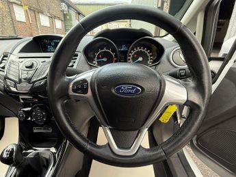 FORD FIESTA 1.25 Zetec 3Dr