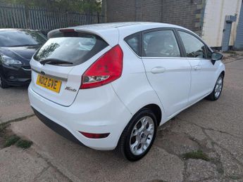 FORD FIESTA 1.25 Zetec 5dr