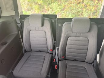 FORD GRAND TOURNEO CONNECT 1.5 EcoBlue Titanium