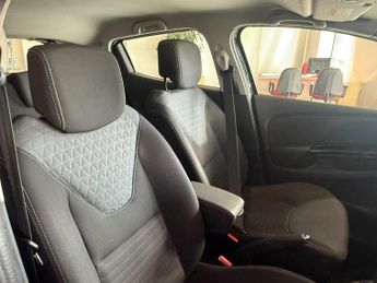 RENAULT CLIO 1.5 Dynamique S MediaNav dCi 90 EDC Auto