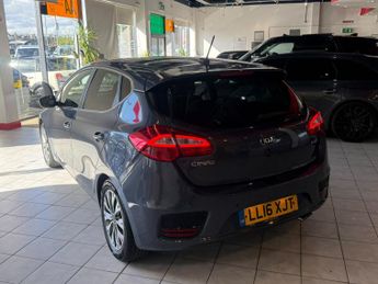 KIA CEED 1.6 CRDi 3