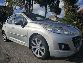 PEUGEOT 207 1.6 VTi Allure