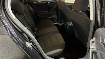 VOLKSWAGEN GOLF 1.6 TDI Match