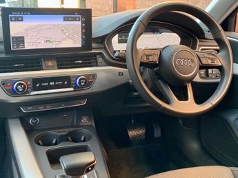 AUDI A4 AVANT 2.0 TDI 35 Technik