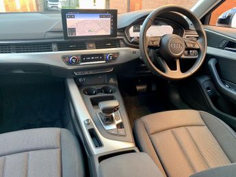 AUDI A4 AVANT 2.0 TDI 35 Technik