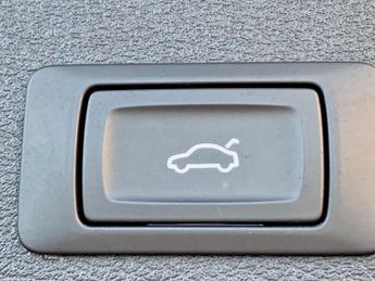 AUDI A4 AVANT 2.0 TDI 35 Technik