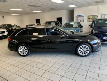 AUDI A4 AVANT 2.0 TDI 35 Technik