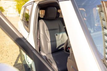 TOYOTA LAND CRUISER -