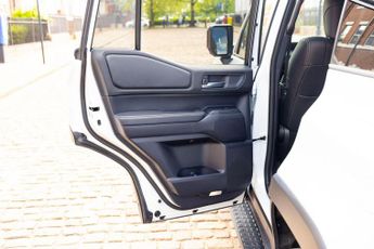 TOYOTA LAND CRUISER 2.7 Petrol 250 XV 4x4 Auto Euro 6 (s/s)