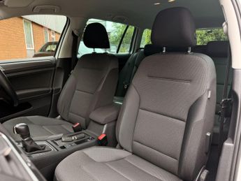 VOLKSWAGEN GOLF 1.2 TSI BlueMotion Tech S Estate 5dr Petrol DSG Euro 5 (s/s) (10