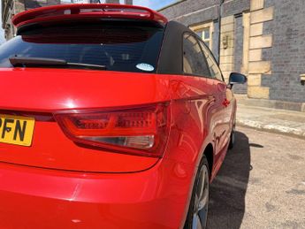 AUDI A1 1.4 TFSI Sport Hatchback 3dr Petrol S Tronic Euro 5 (s/s) (122 p