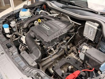 AUDI A1 1.0 TFSI Sport Hatchback 3dr Petrol S Tronic Euro 6 (s/s) (95 ps
